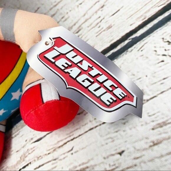 DC COMICS Wonder Woman Justice League Push - Picture 2 of 4